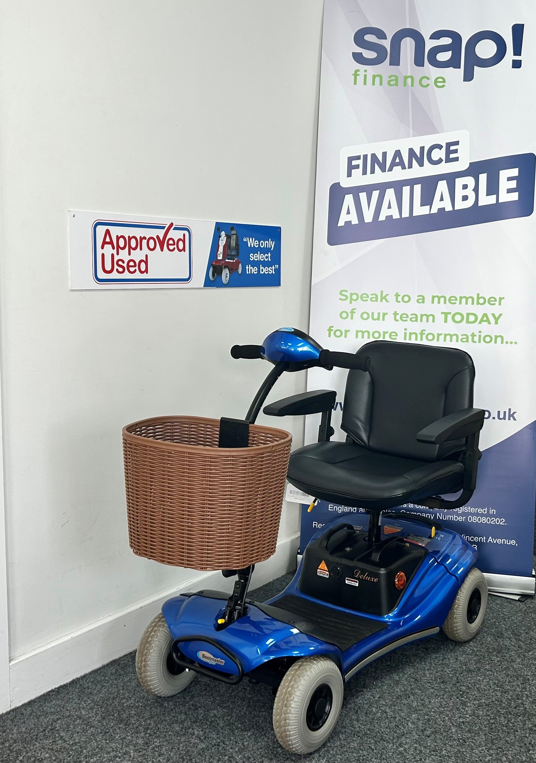Roma Paris Mobility in Blue | Refurbished Mobility Scooter Stockport