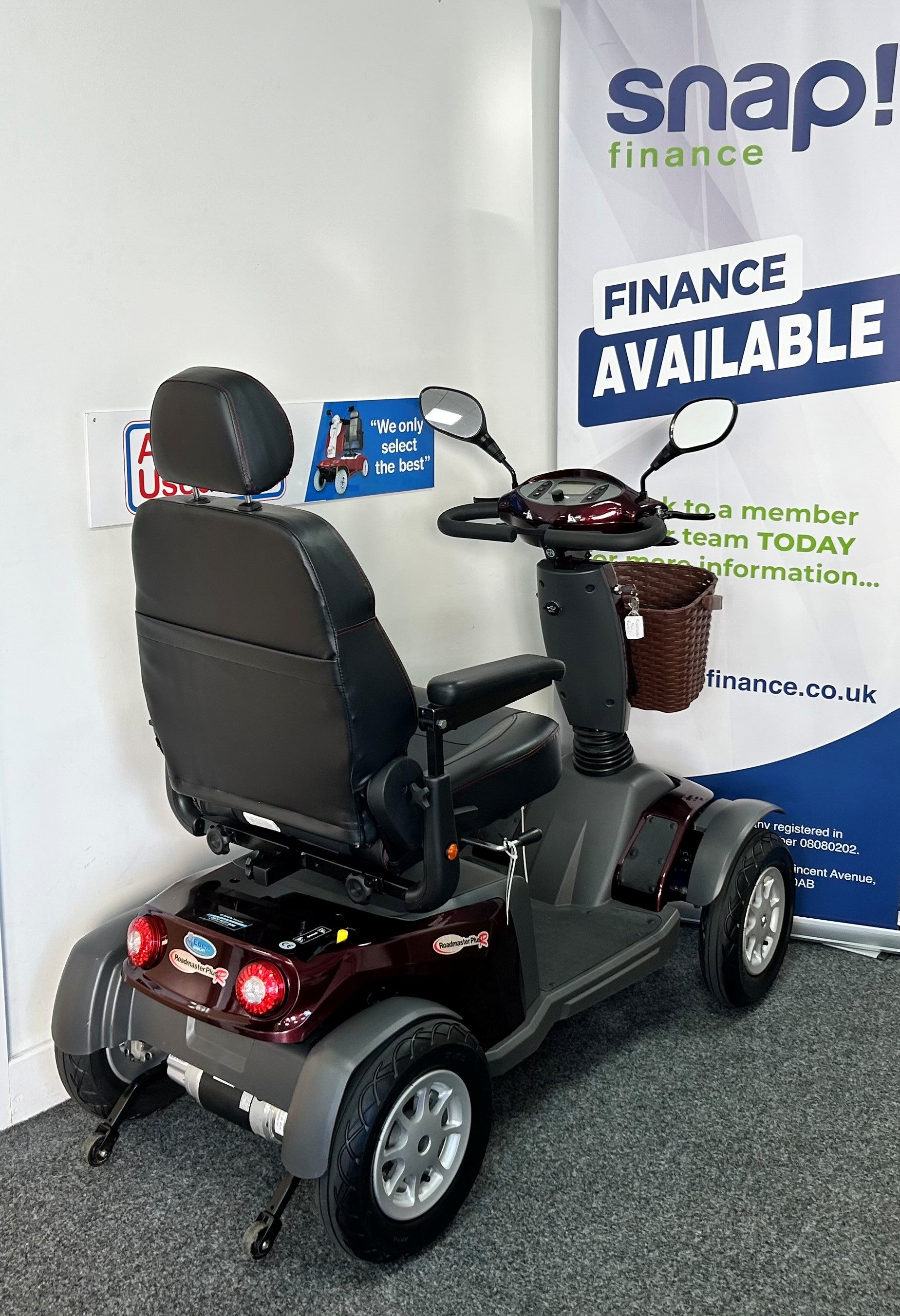 Roadmaster Plus R  | Angled Rear View