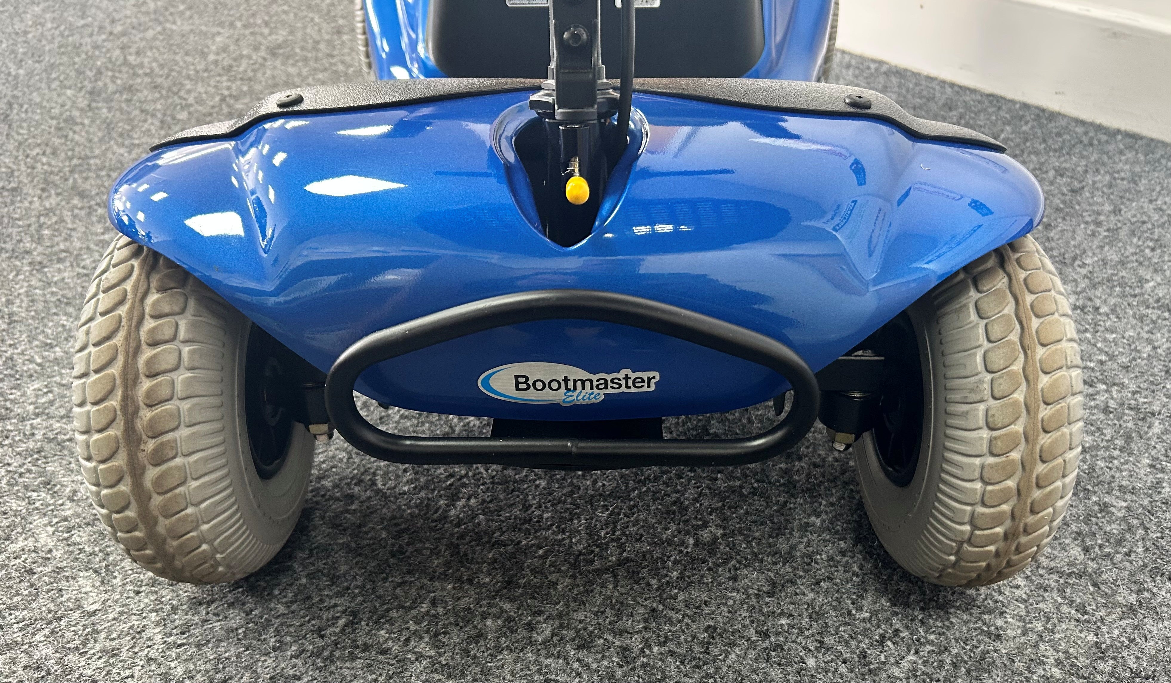 Roma Paris Mobility in Blue | Refurbished Mobility Scooter Stockport