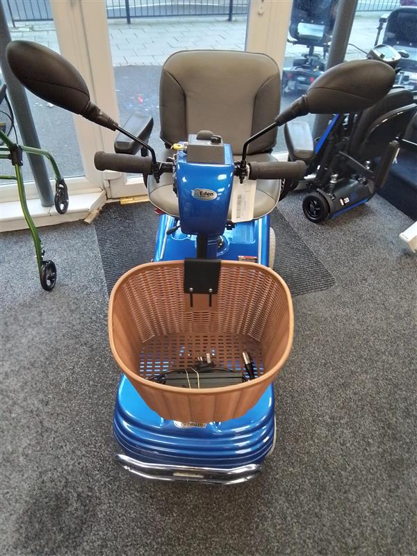 Roma Sovereign 4 -  Blue | Hull, Holderness Rd - Eden Mobility