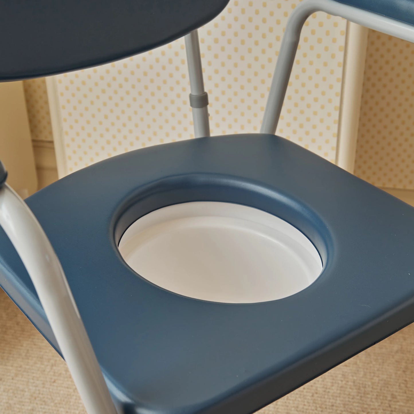 Dovedale Comfort Commode - Eden Mobility