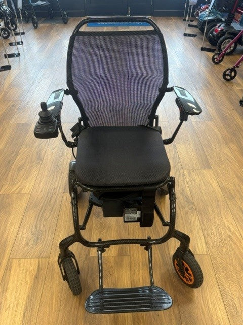 Quickie Q50R Carbon in Black | Refurbished Powerchair Ripley