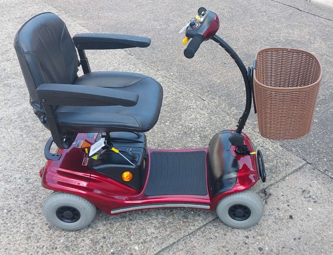 Roma Paris (Red) scooter