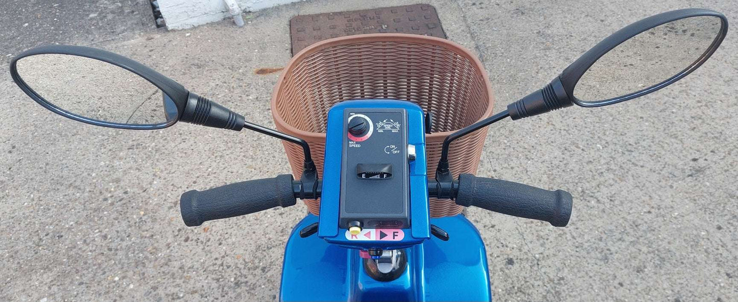 Close up of 
Roma Sovereign Blue Mobility Scooter