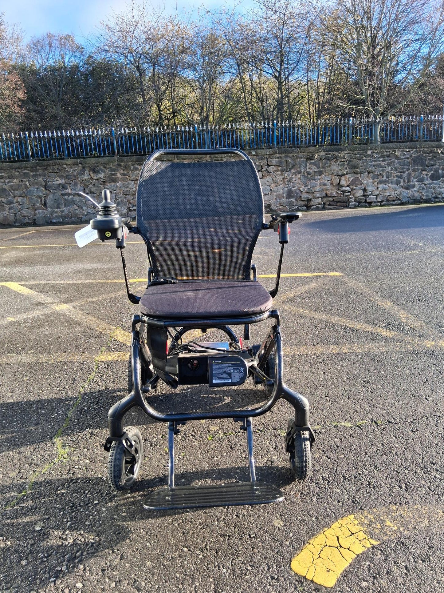 Quickie Q50 R Carbon - Black | Barnsley