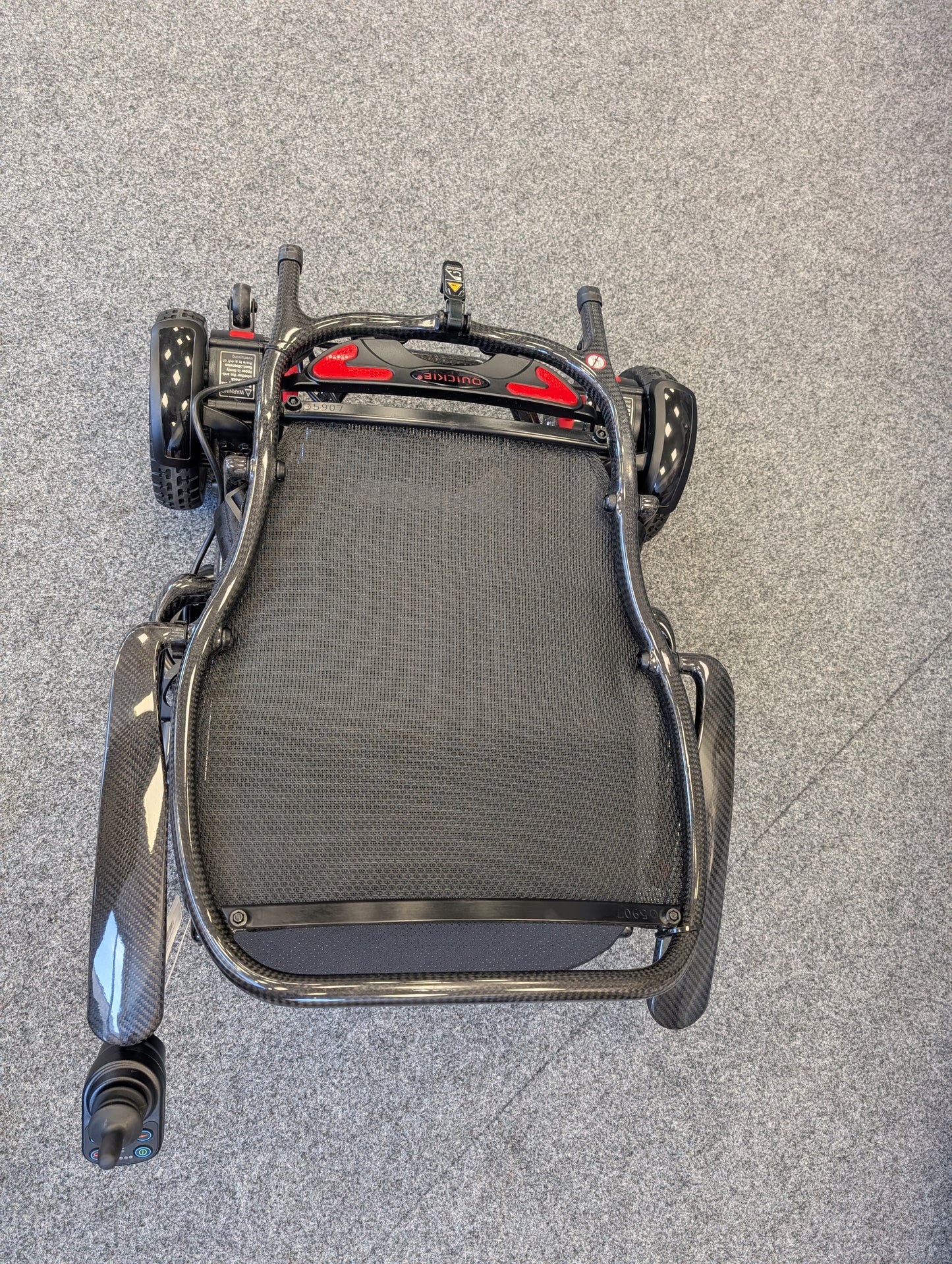 Quickie Q50 R Carbon - Black | Oldham