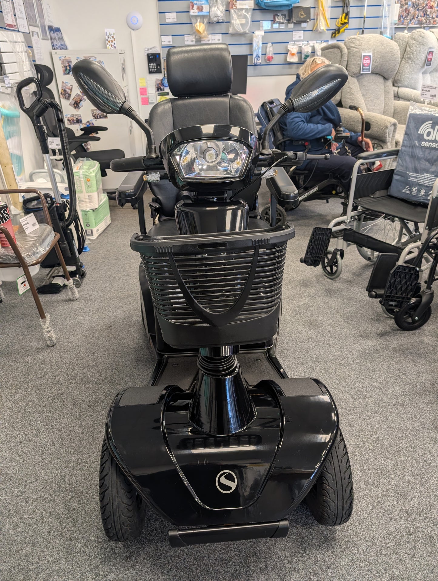 Sterling S700 - Black | Oldham