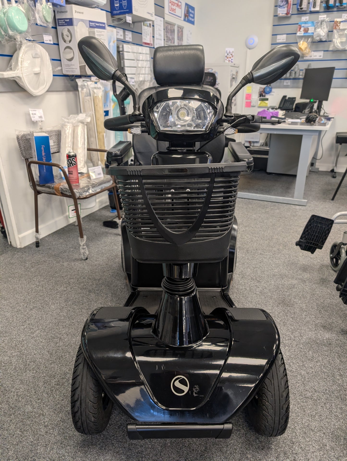 Sterling S700 - Black | Oldham