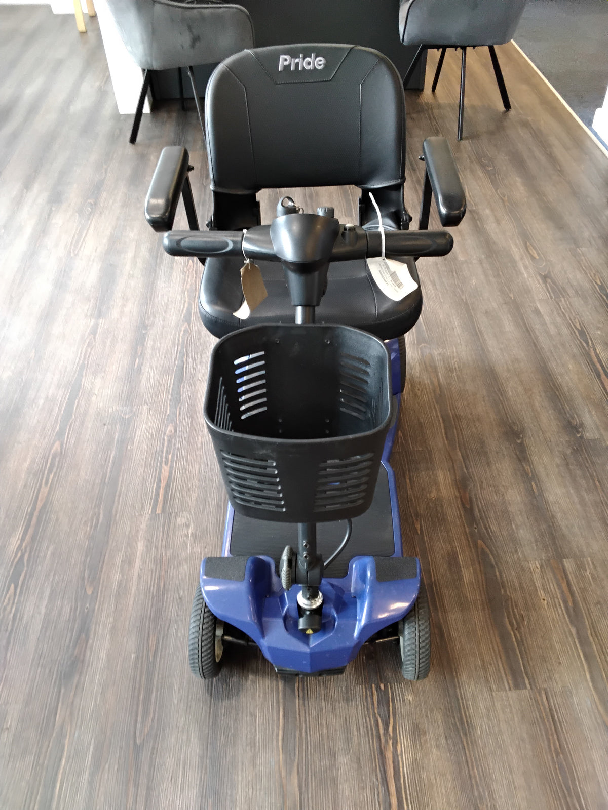 Pride Apex Lite in Blue | Refurbished Mobility Scooter Matlcok