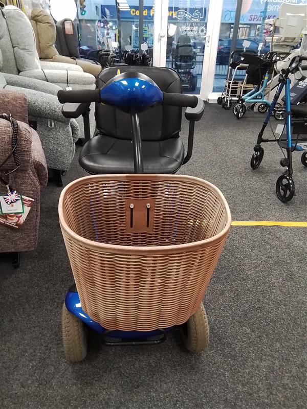 Front View Reconditioned Scooter Hull  (Roma Paris)