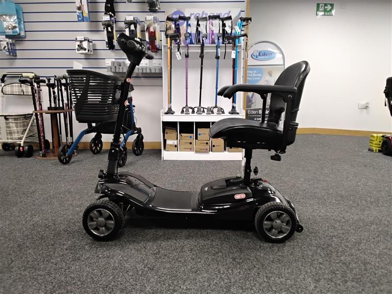Motion Airscape - Black | Chesterfield - Eden Mobility