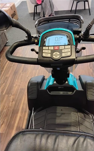 Pride Colt Executive in Blue | Refurbished Mobility Scooter Peterborough