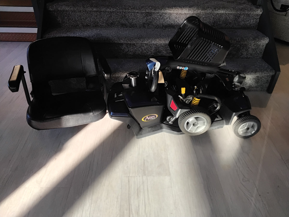 Pride Apex Rapid in Blue | Refurbished Mobility Scooter Chesterfield-GY