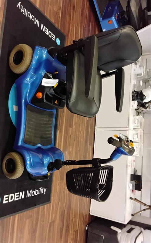 Sterling Pearl in Blue | Refurbished Mobility Scooter Peterborough