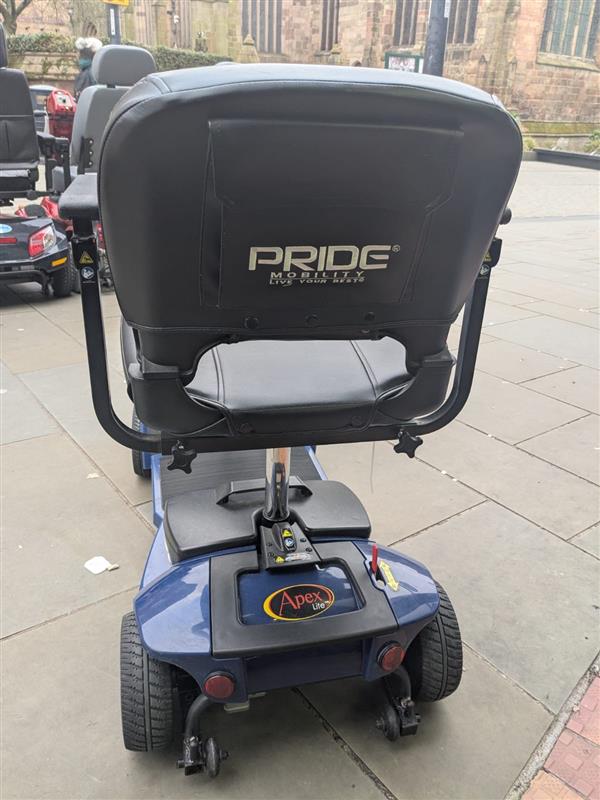 Pride Apex lite (Blue) - Eden Mobility