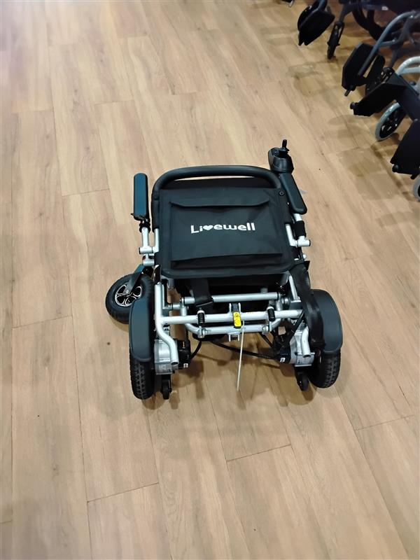 Livewell Instafold in Silver | Refurbished Powerchair Bootle