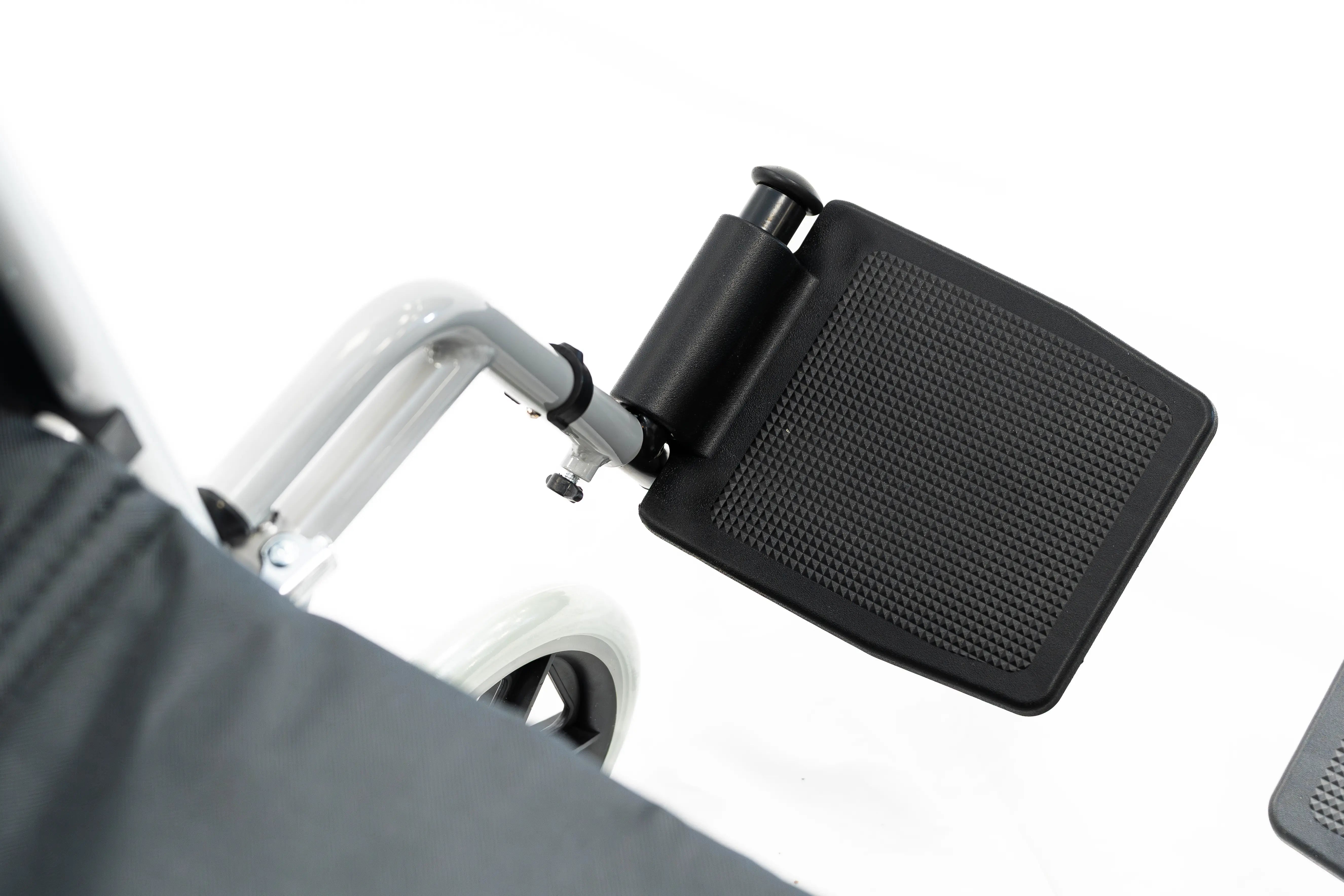 Eden E-Lite Self Propelled Wheelchair