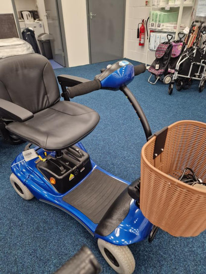 Front View Reconditioned Scooter Hull  (Roma Paris)