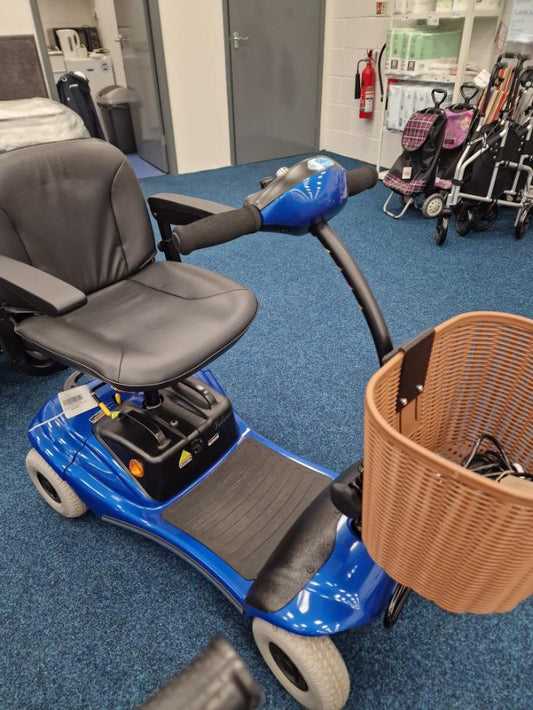 Front View Reconditioned Scooter Hull  (Roma Paris)