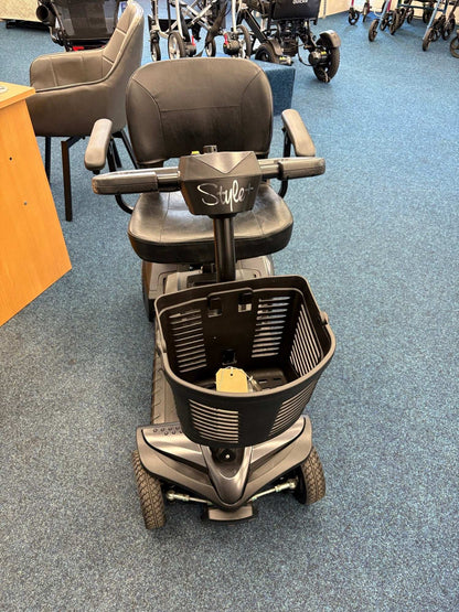 Drive Style Plus - Silver | Sheffield - Eden Mobility