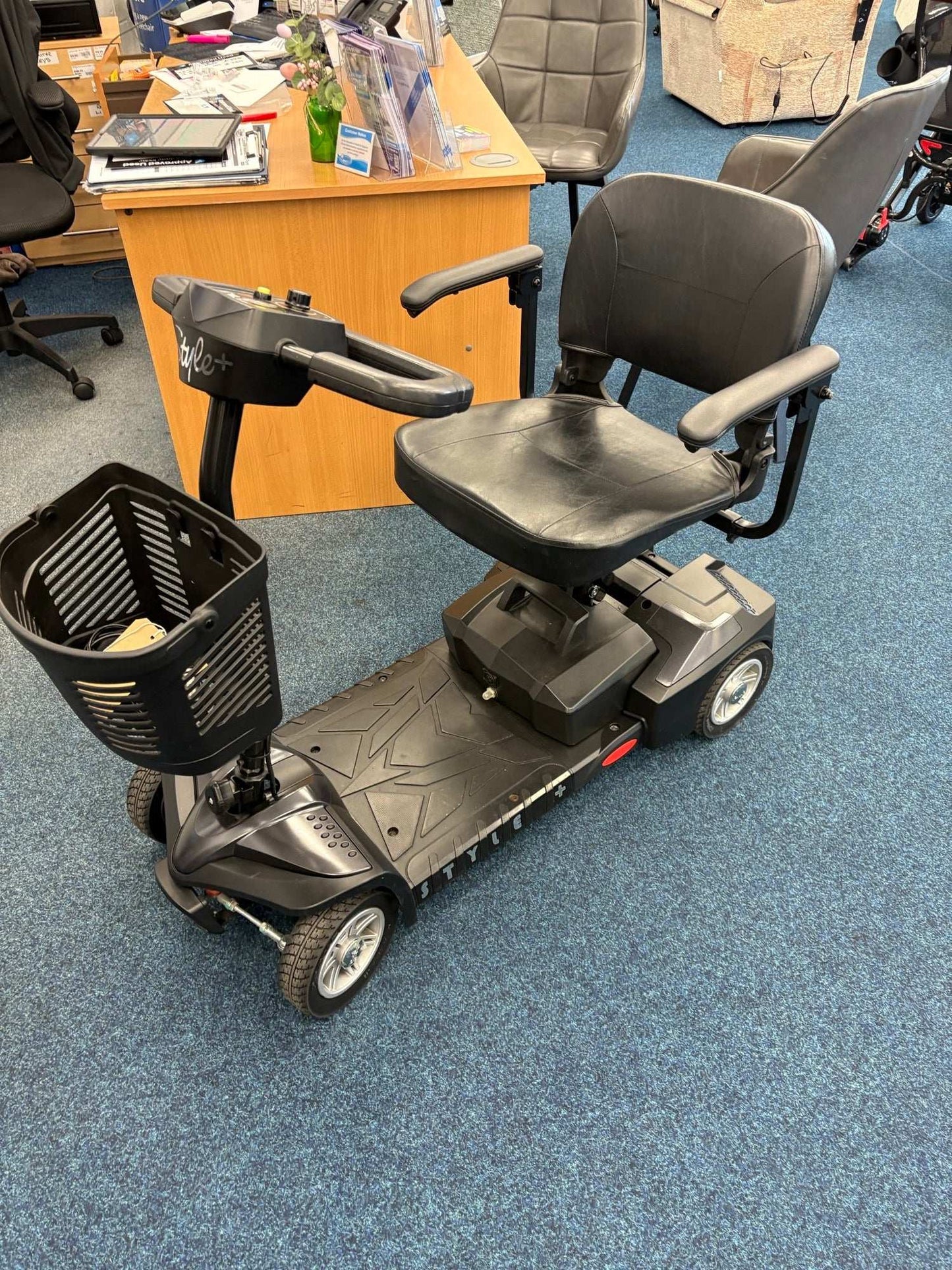 Drive Style Plus - Silver | Sheffield - Eden Mobility