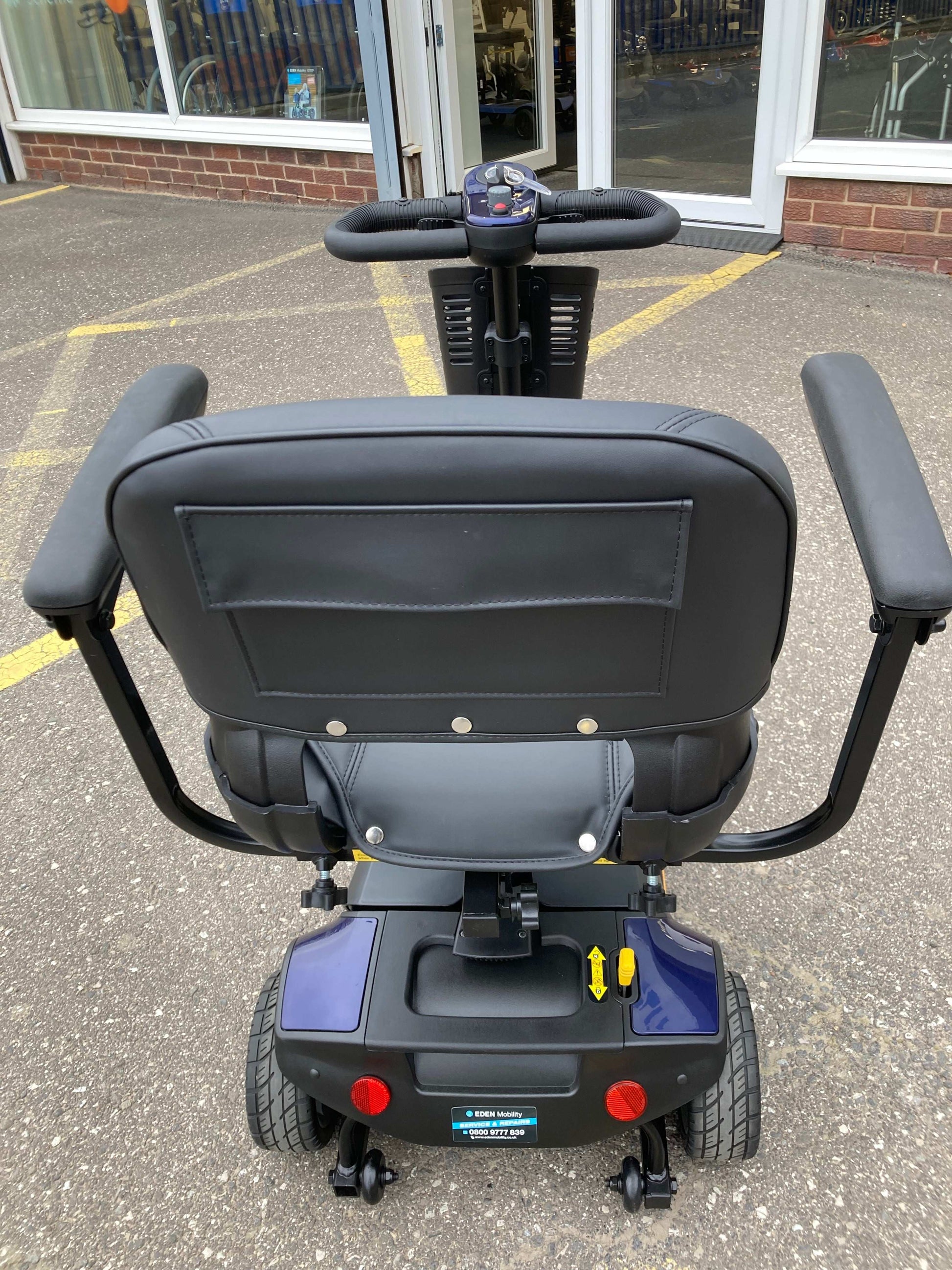 Jaunt Plus - Blue | Barnsley - Eden Mobility