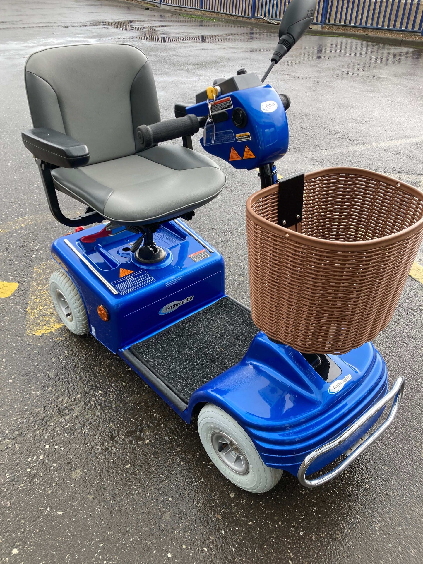 Roma Sovereign 4 - Blue | Barnsley