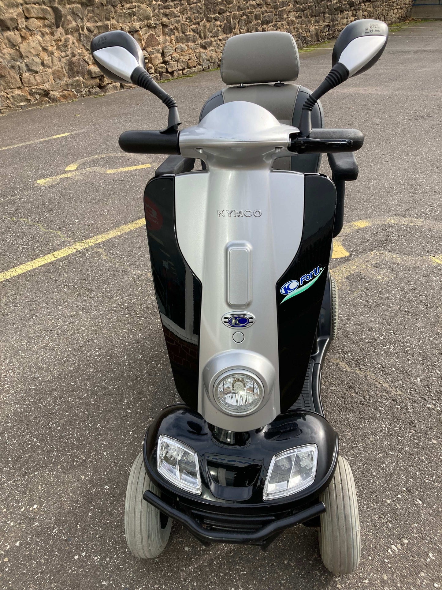 Kymco Midi - Black | Barnsley - Eden Mobility
