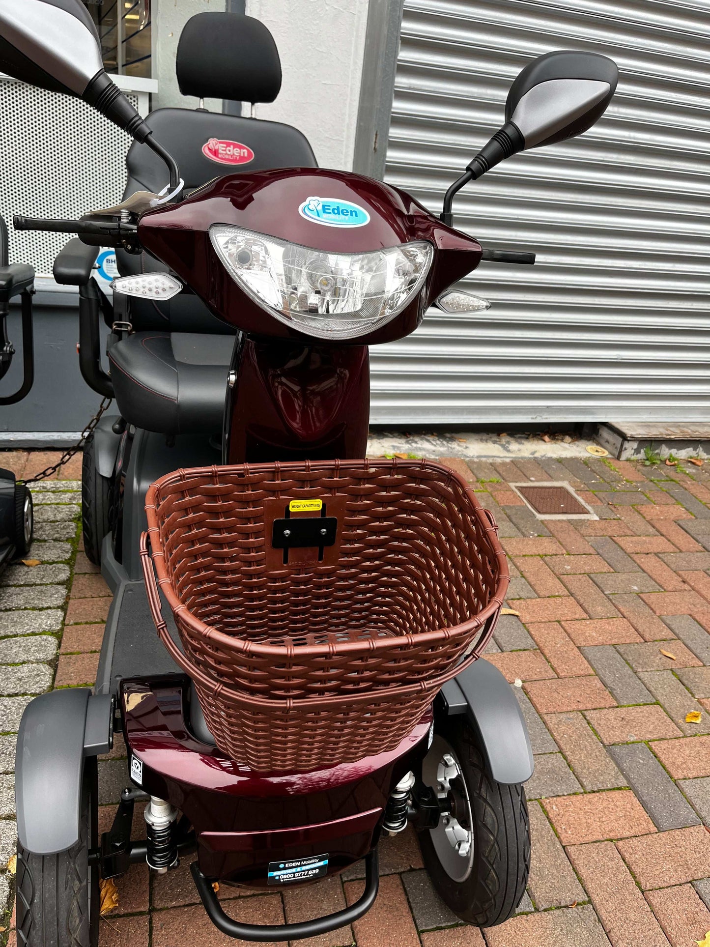 Roadmaster R - Maroon | Gosport