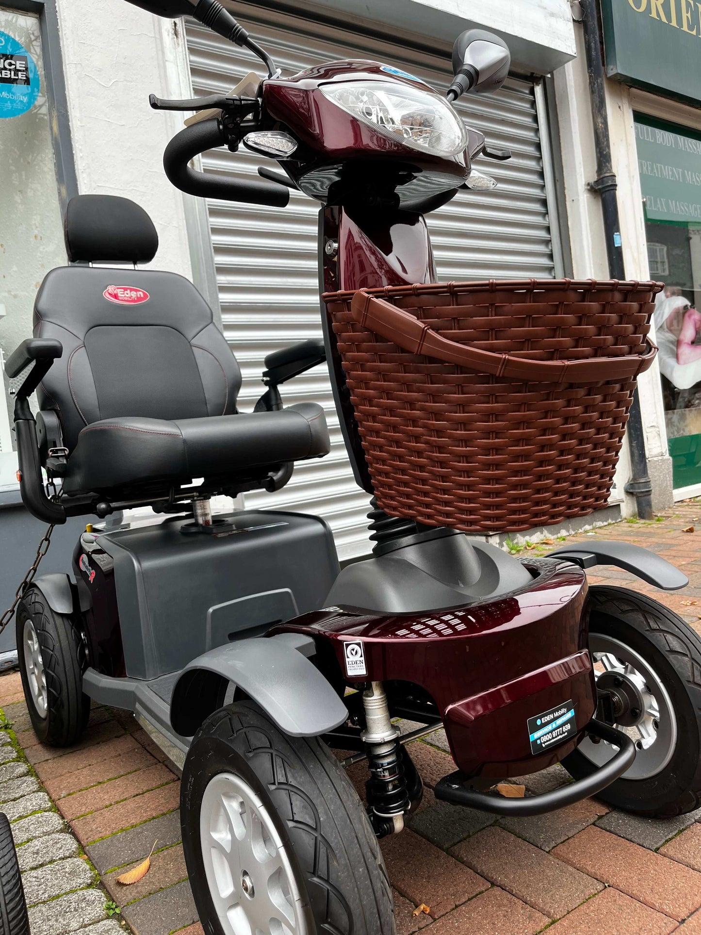 Roadmaster R - Maroon | Gosport