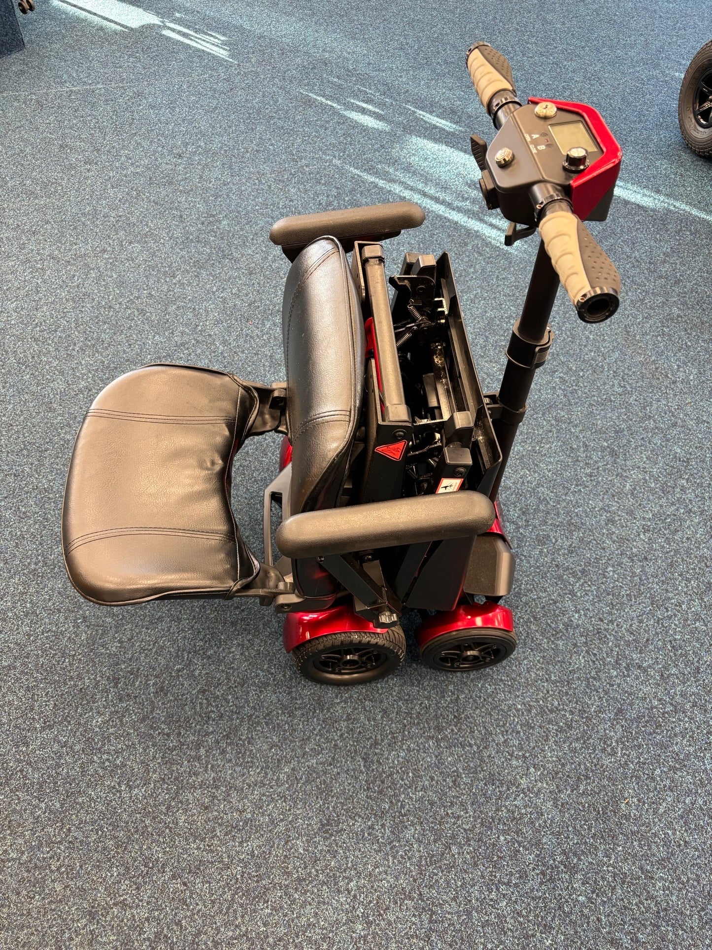 Drive Auto Fold - Red | Sheffield - Eden Mobility