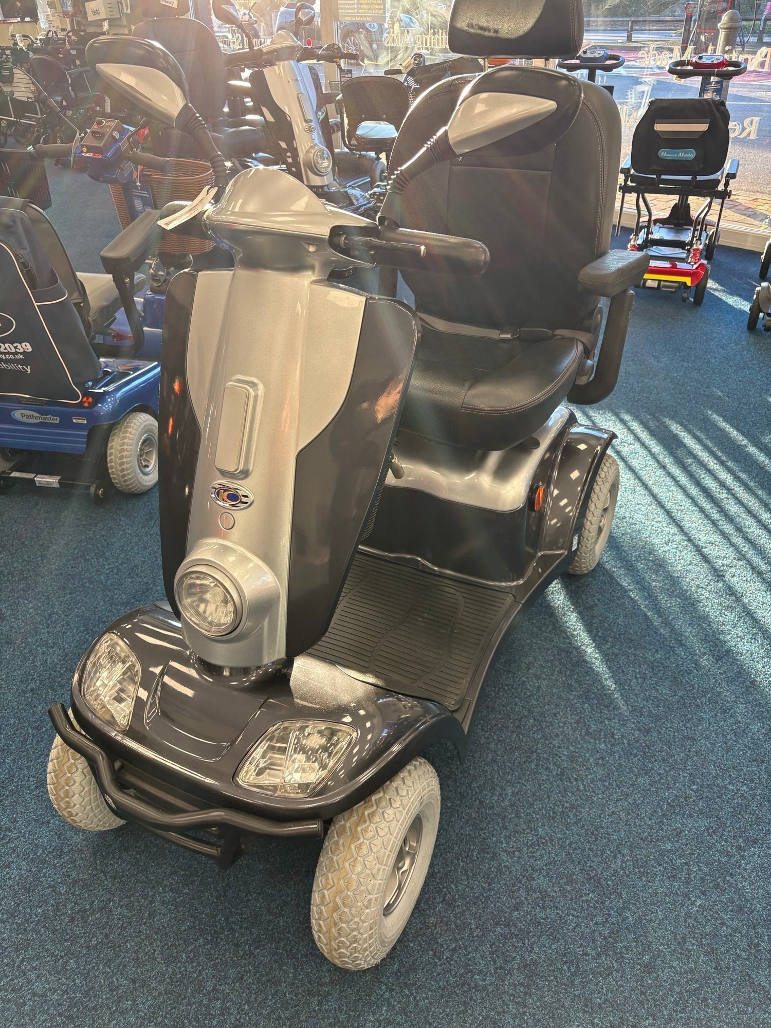 Kymco Maxi XLS - Grey | Sheffied - Eden Mobility