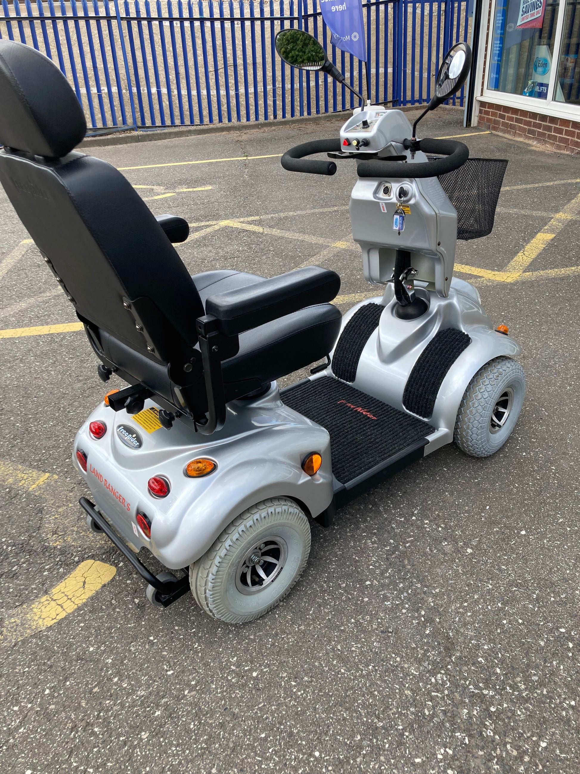 FREERIDER CITY RANGER SILVER - Eden Mobility