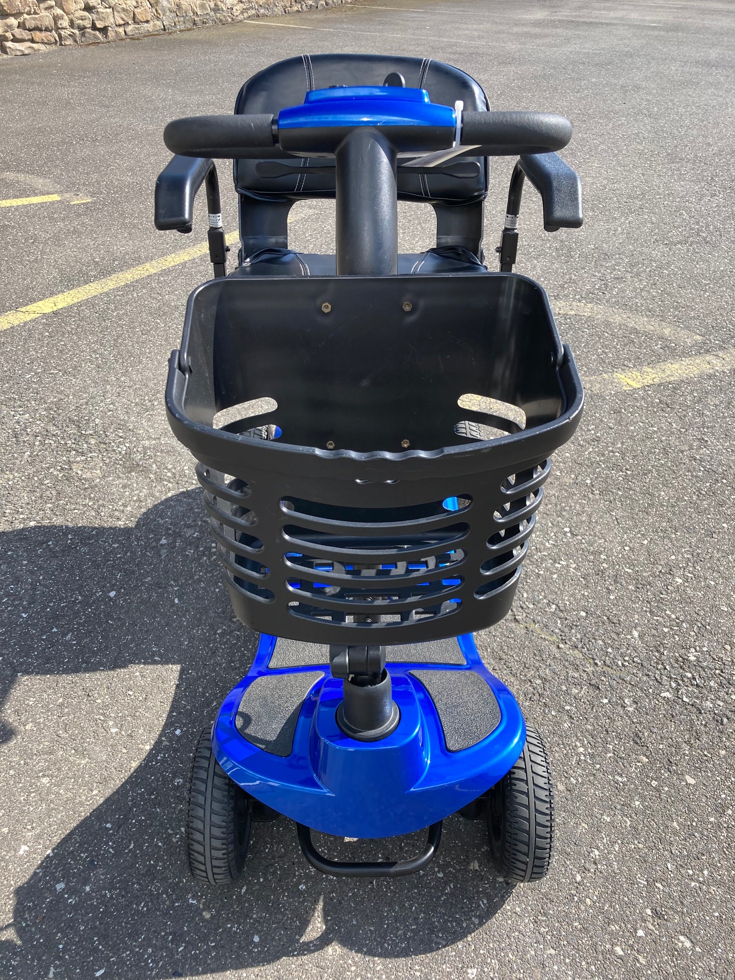 LIVEWELL GENIE BLUE 4WHL 4MPH (BOOT) - Eden Mobility