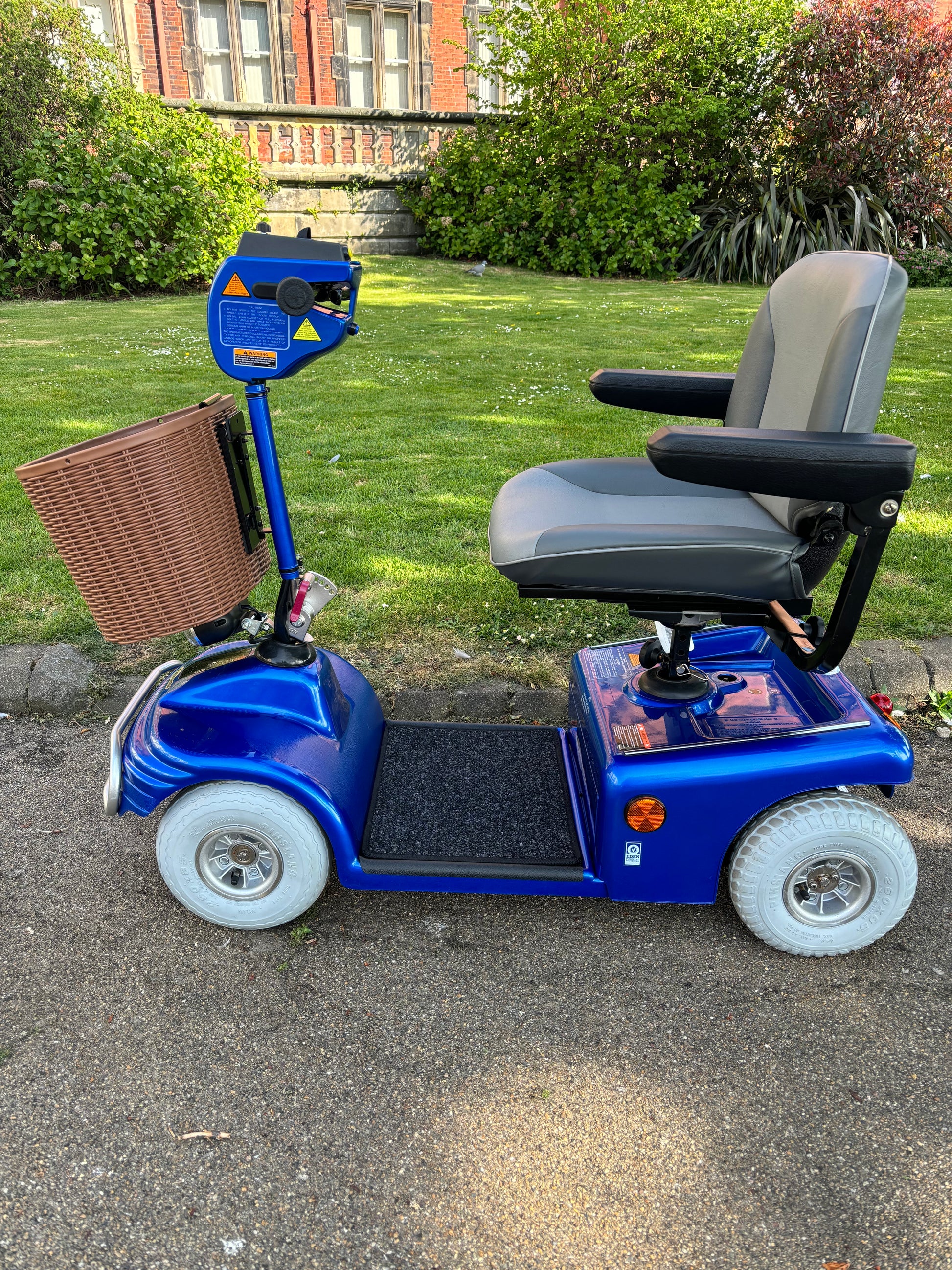 Roma Sovereign Blue Scooter Outside