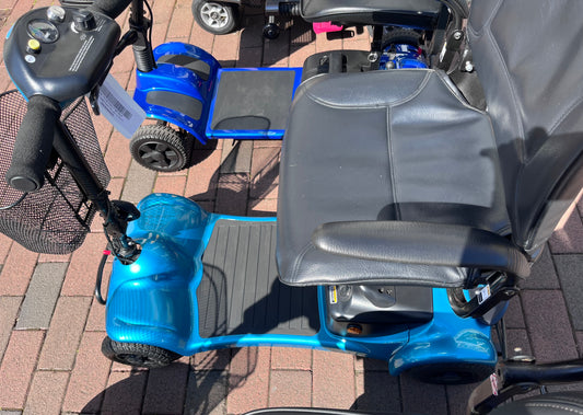 Teal ULTRA LITE 480 outside