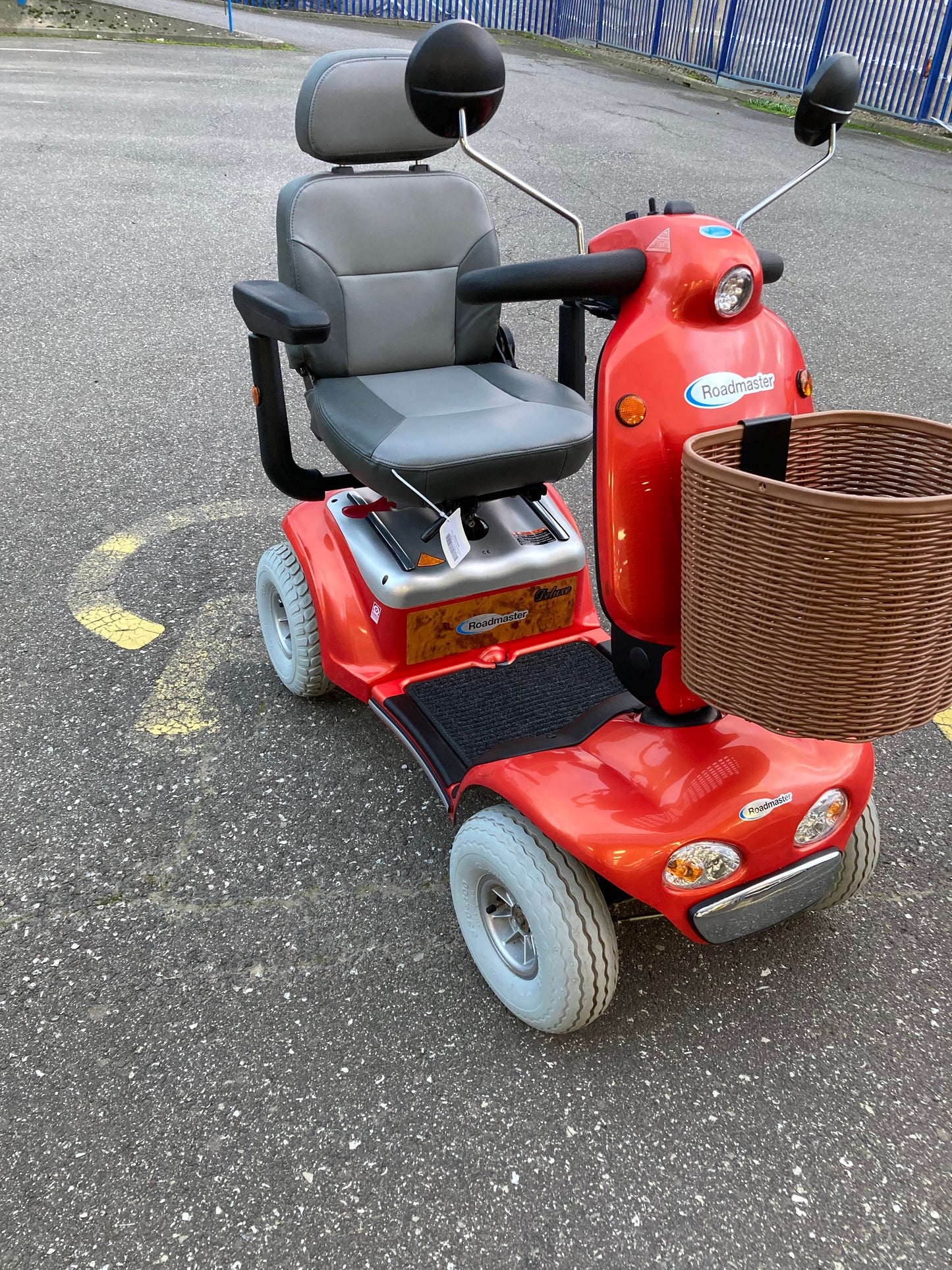 Roma Shoprider Cadiz - Orange | Barnsley