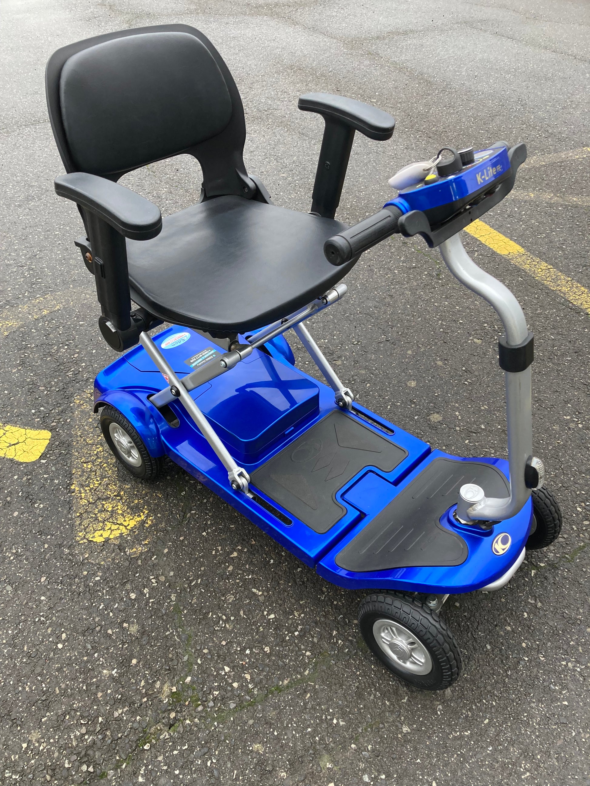Kymco k-lite Angled view (Blue) - Eden Mobility