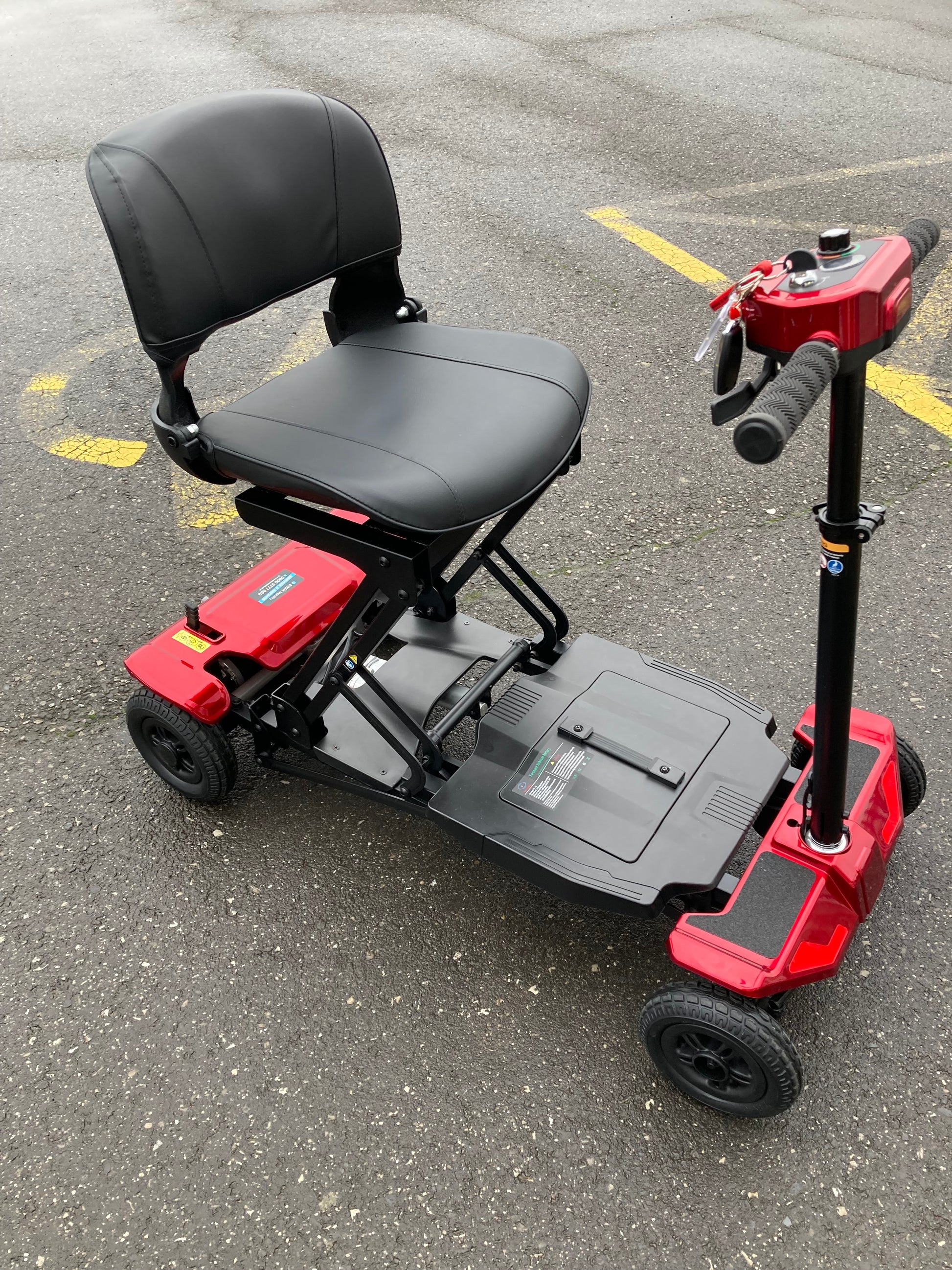 I glide autofold angled view (Red) - Eden Mobility
