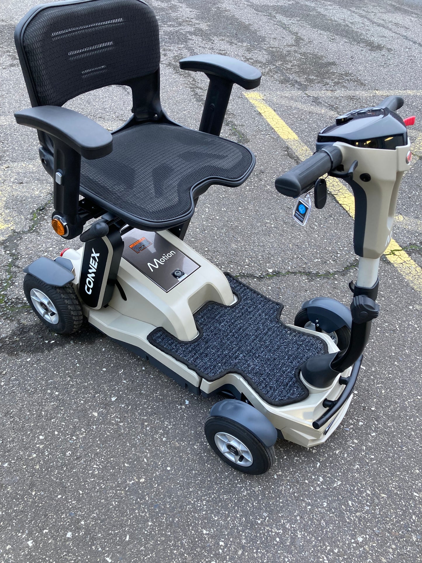 Motion Connex angled view (Sand) - Eden Mobility