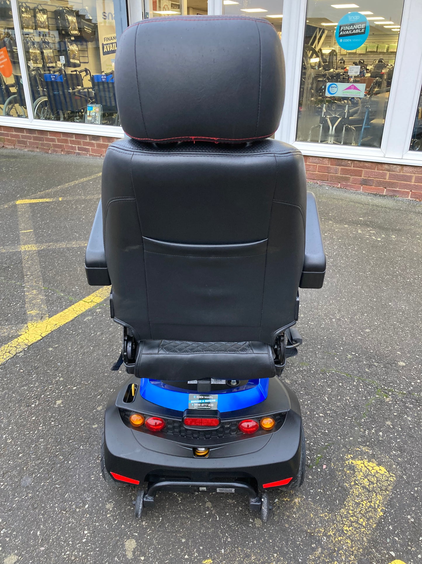 Drive envoy rear view (blue) - Eden Mobility