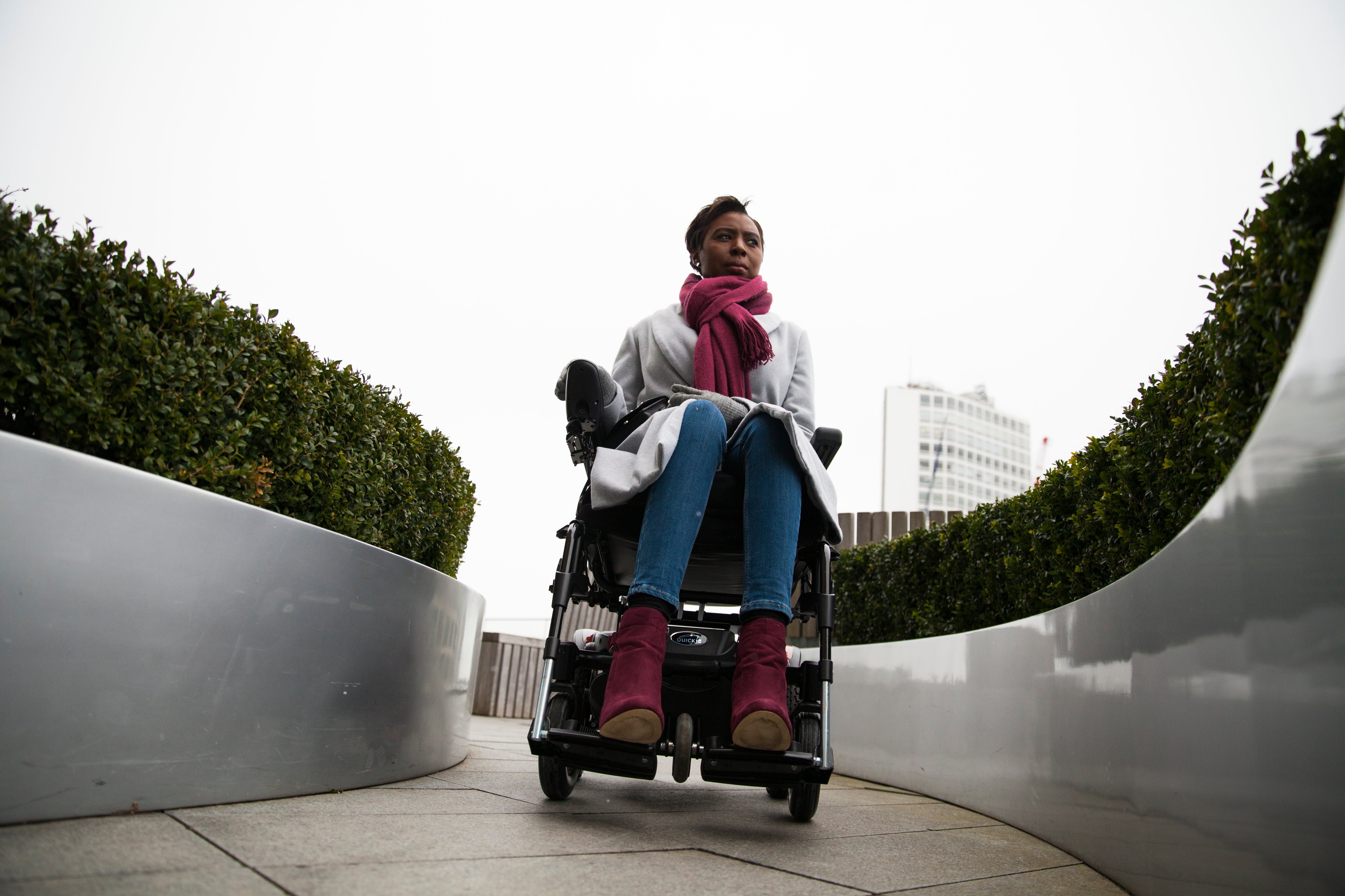 Sunrise Quickie Q100 R powerchair electric wheelchair