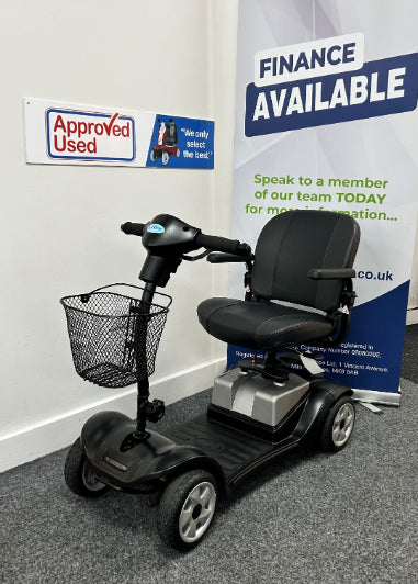 Kymco Comfort angle front view (black) - Eden Mobility