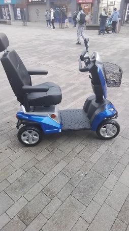 Kymco Maxer side view (Blue) - Eden Mobility