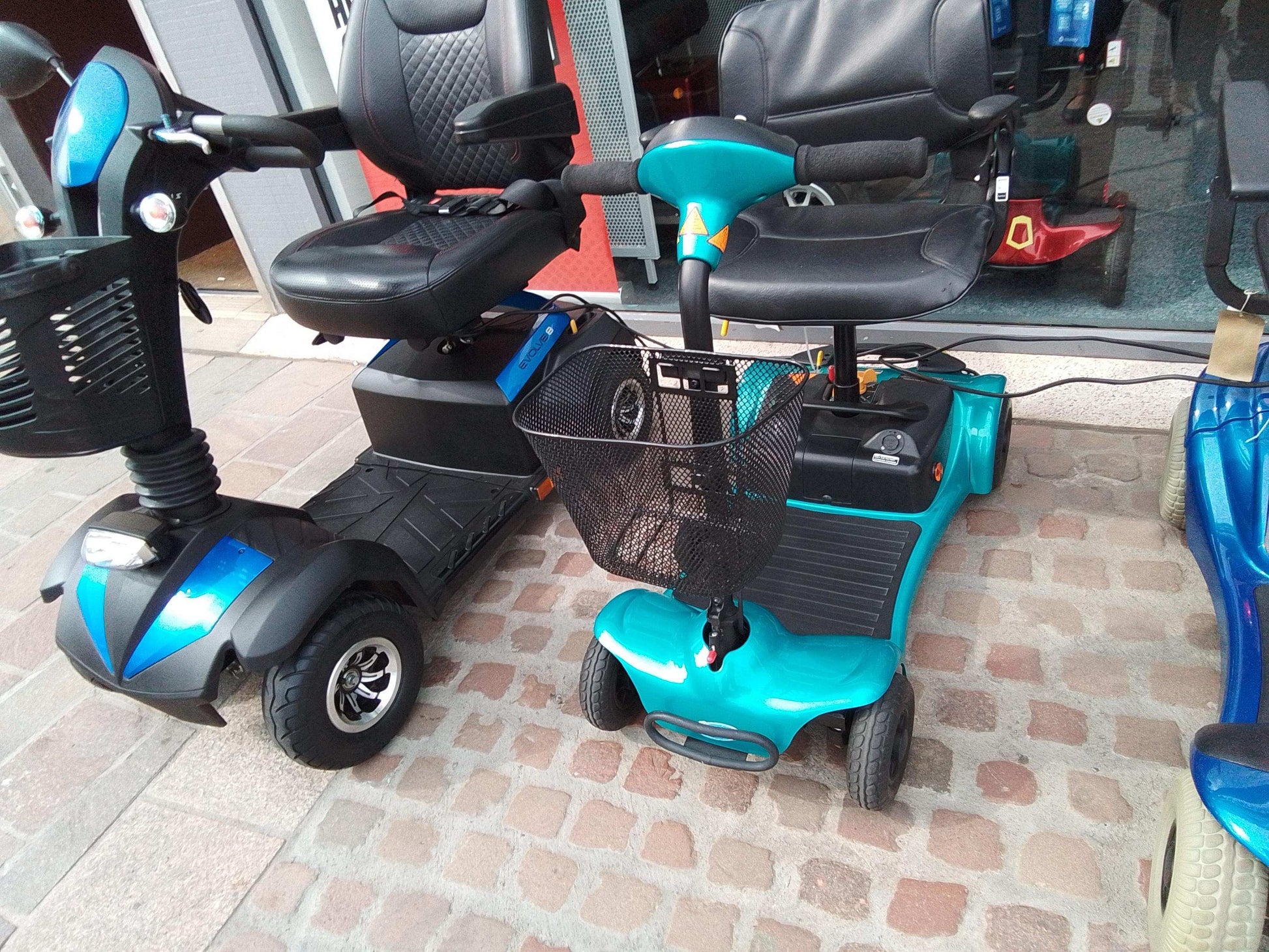 Electric Mobility Ultralite 480  - Teal  | Northampton - Eden Mobility