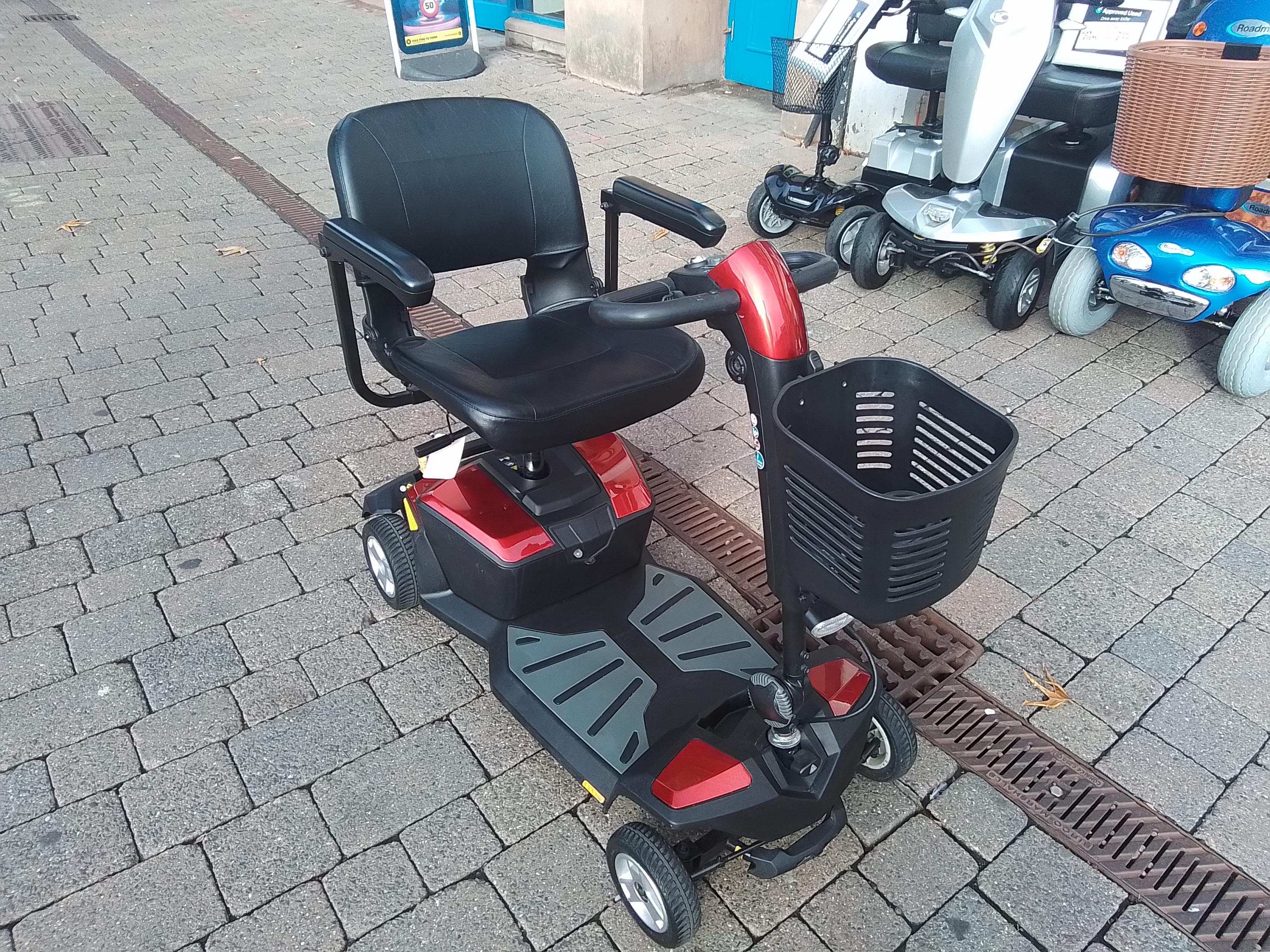 Pride Apex Rapid - Red | Mansfield