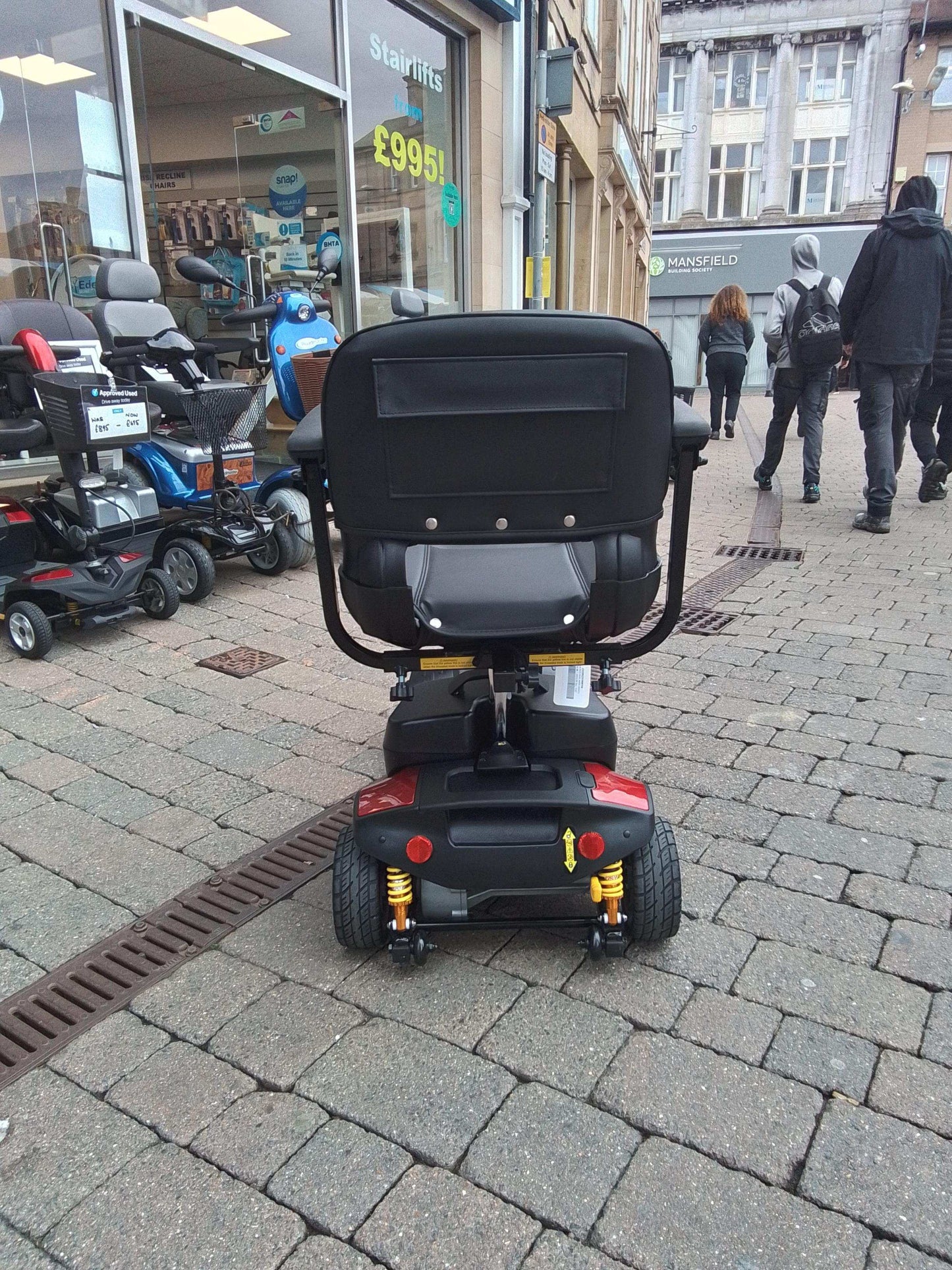 Pride Go Go Elite Traveller - Red | Mansfield