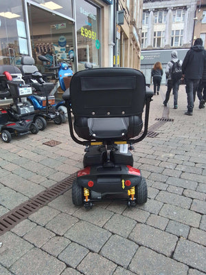 Pride Go Go Elite Traveller - Red | Mansfield