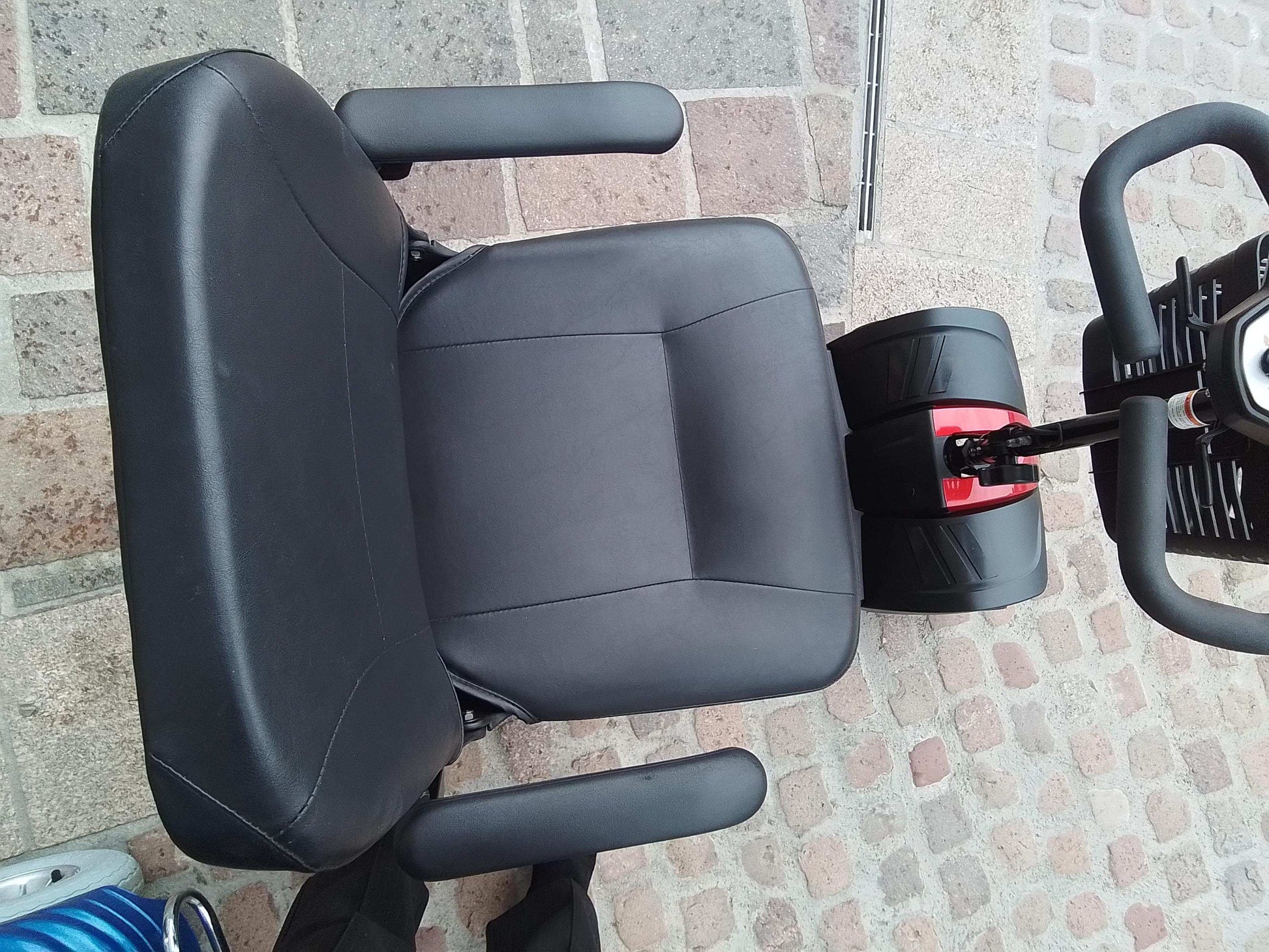 Careco Zoom - Red | Northampton - Eden Mobility