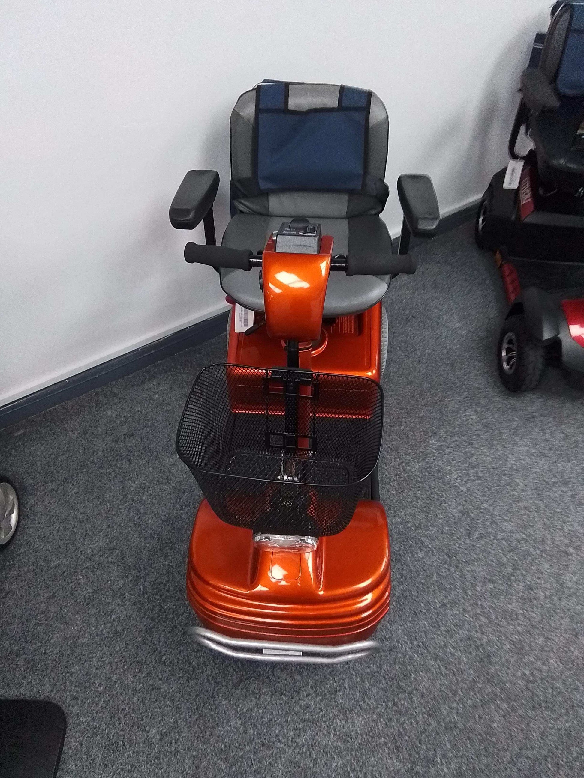 Roma Sovereign 4 (Orange)